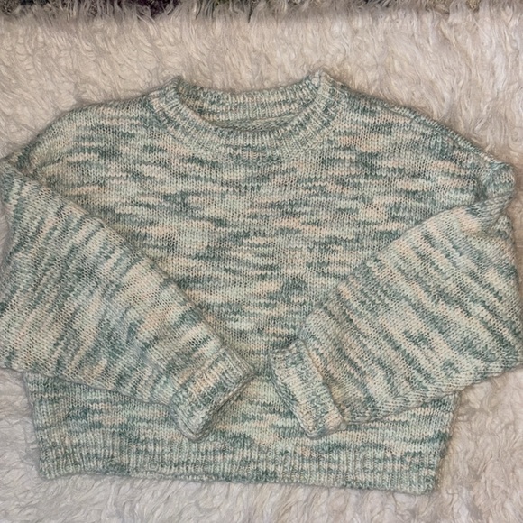 Arizona Juniors Womens Cropped Crew Neck Long Sleeve Pullover Sweater, Size S - Picture 4 of 10